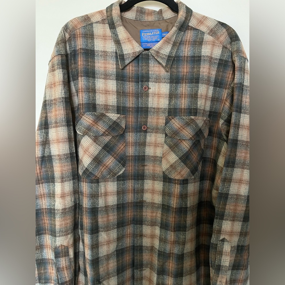 Pendleton Board Shirt XL Tall Tan and Teal plaid 100%Virgin Wool. FLAW on pocket